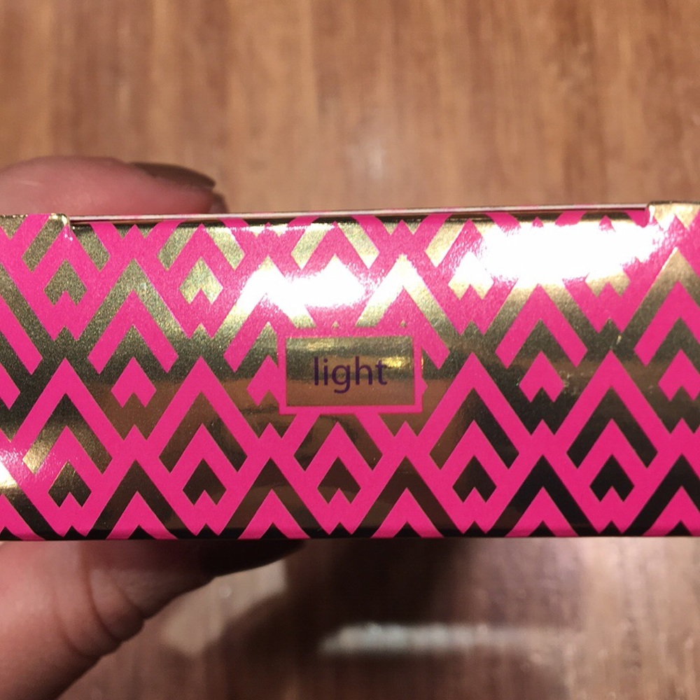 TARTE Shape Tape - Picture 4 of 4